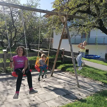 Stoanerhof Appartement Fügen